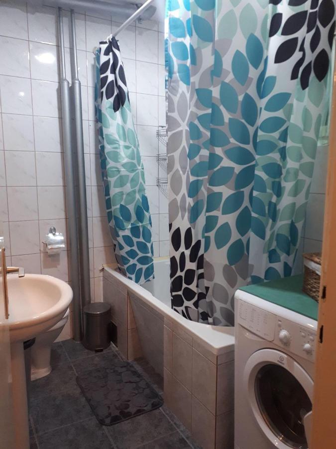 Skopje - Center Bright Apartment エクステリア 写真